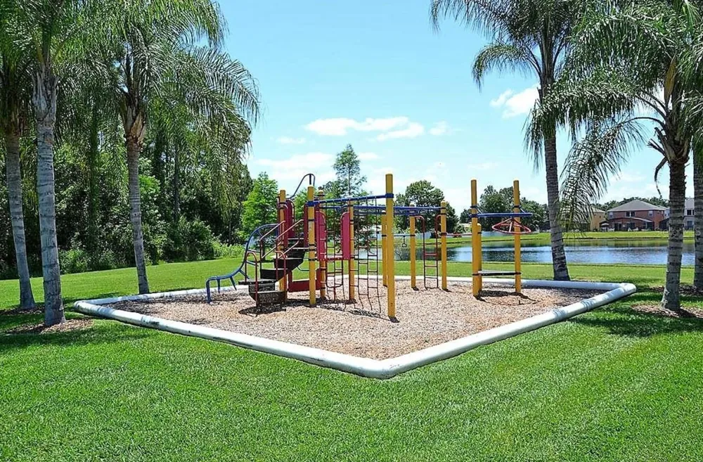1315 SEASONS BOULEVARD Kissimmee, FL 34746