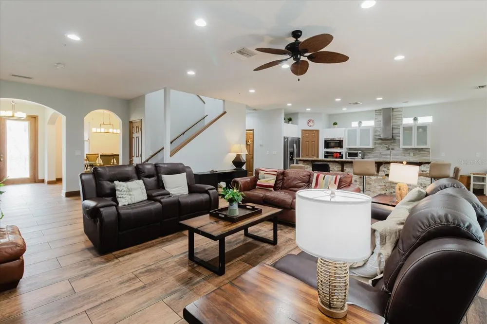 2603 BISMARK DRIVE Valrico, FL 33596