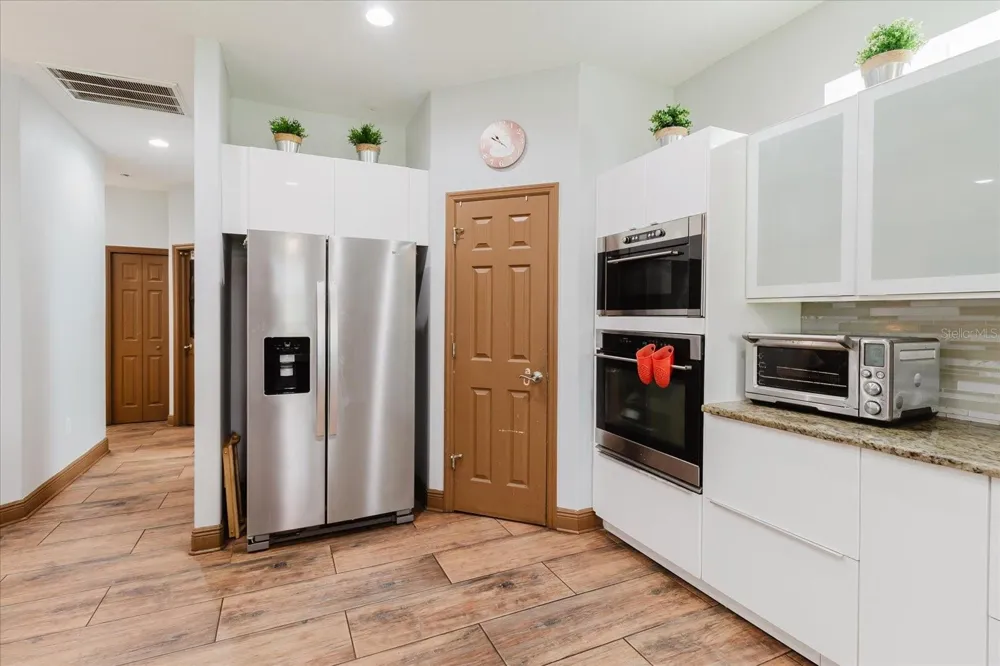 2603 BISMARK DRIVE Valrico, FL 33596