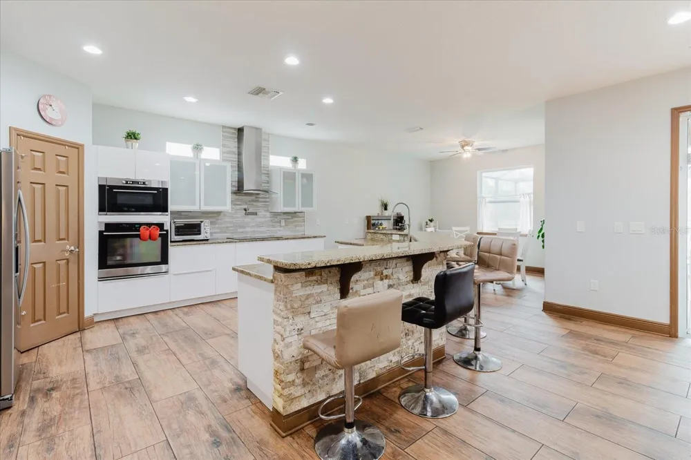 2603 BISMARK DRIVE Valrico, FL 33596