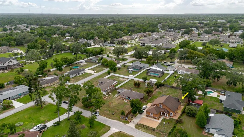 2603 BISMARK DRIVE Valrico, FL 33596