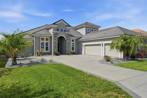 2210 PEAKVIEW LOOP