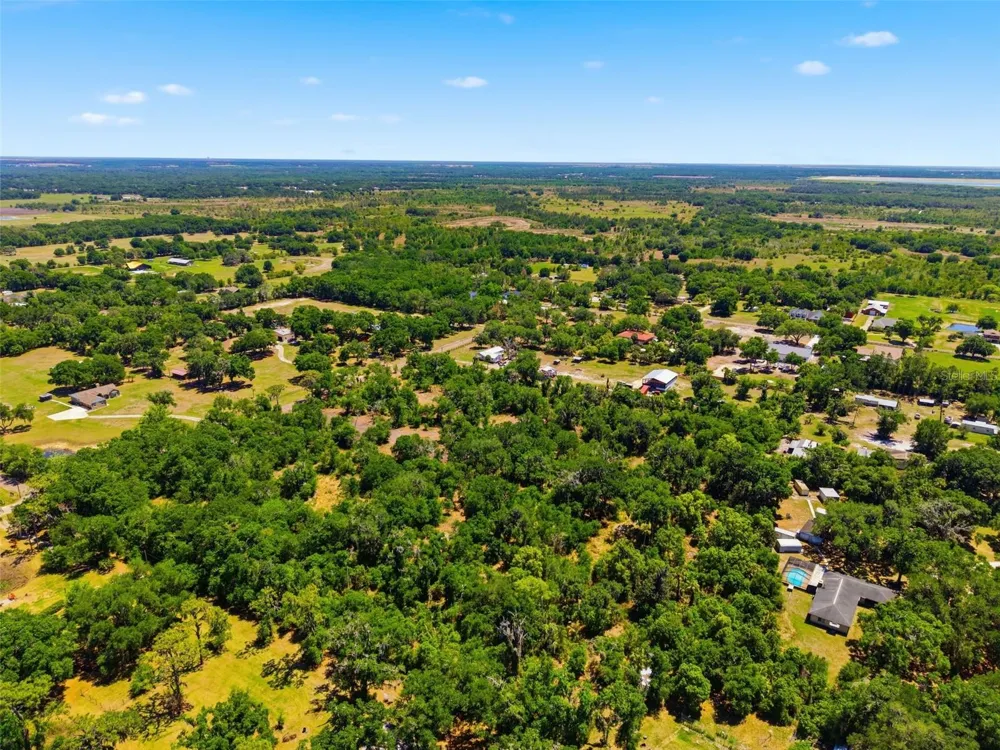 19084 RED BIRD LANE #LOT 1 Lithia, FL 33547