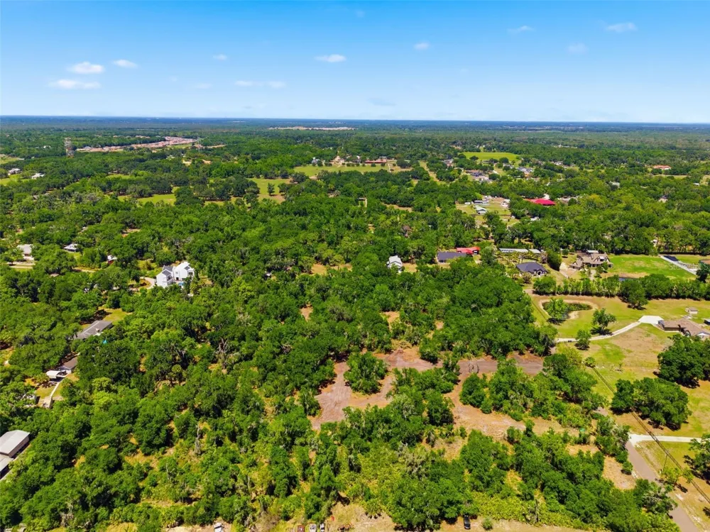 19084 RED BIRD LANE #LOT 2 Lithia, FL 33547