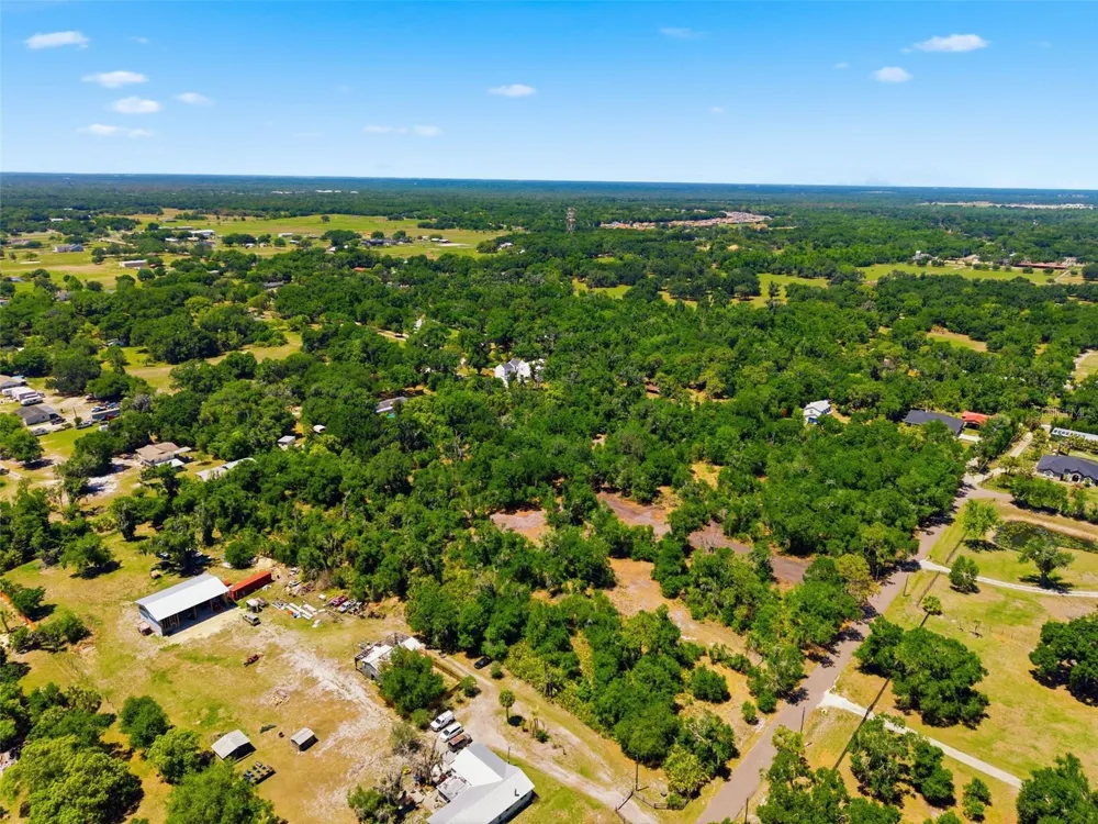 19084 RED BIRD LANE #LOT 2 Lithia, FL 33547