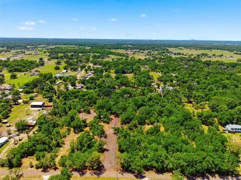 19084 RED BIRD LANE #LOT 2 Lithia, FL 33547