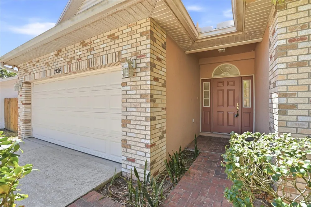 1934 OLD SAWMILL ROAD Brandon, FL 33510