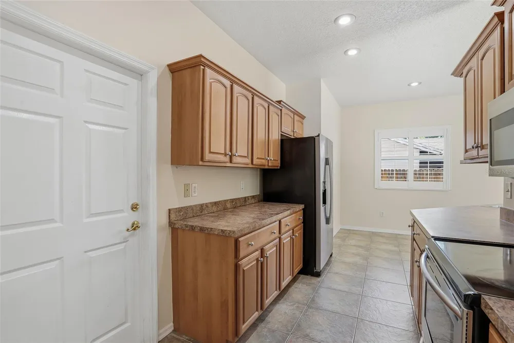 1934 OLD SAWMILL ROAD Brandon, FL 33510
