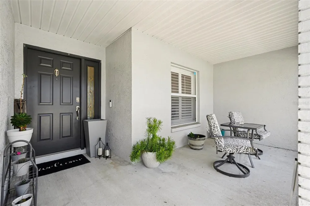 2333 TOWERING OAKS CIRCLE Seffner, FL 33584