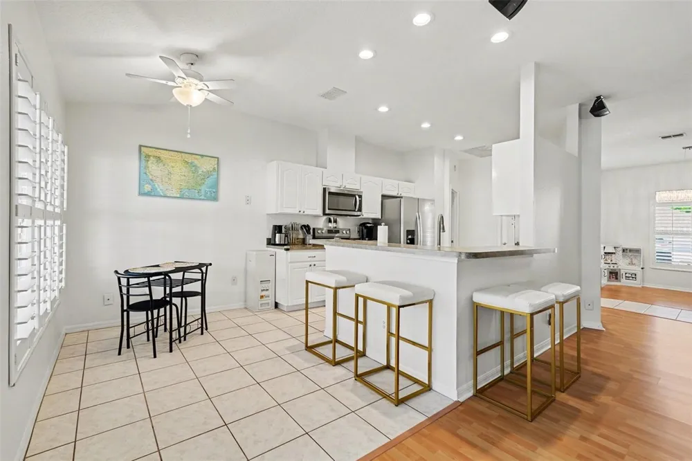 2333 TOWERING OAKS CIRCLE Seffner, FL 33584