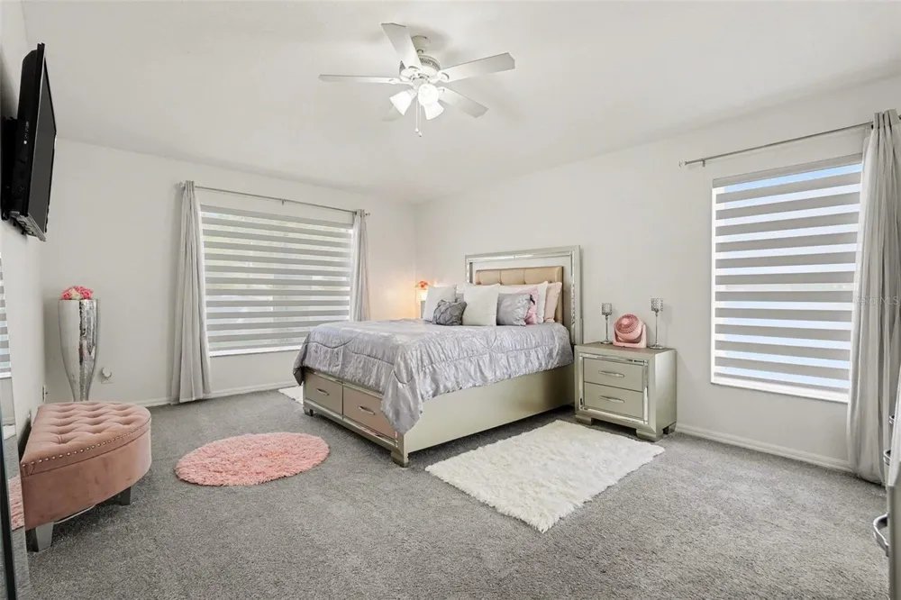 2333 TOWERING OAKS CIRCLE Seffner, FL 33584