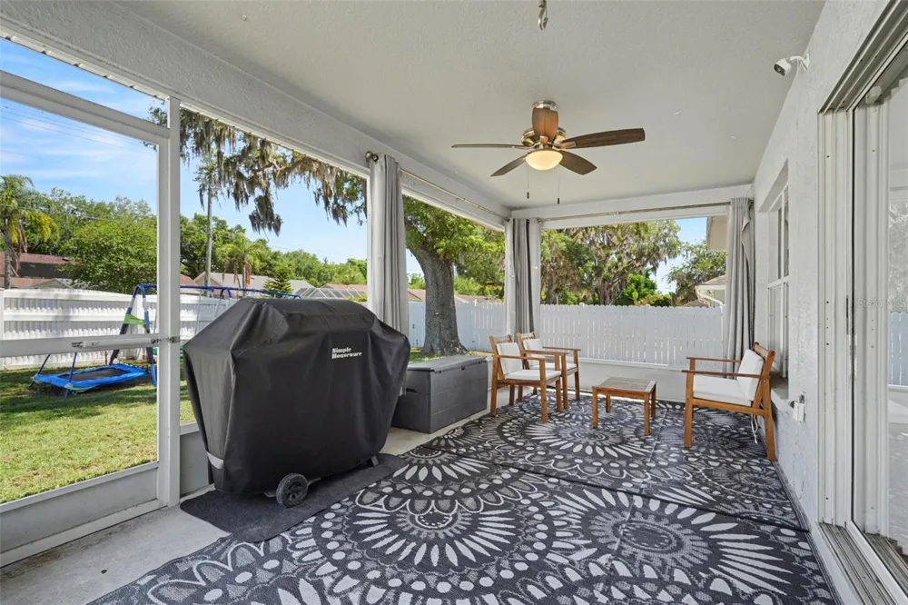 2333 TOWERING OAKS CIRCLE Seffner, FL 33584