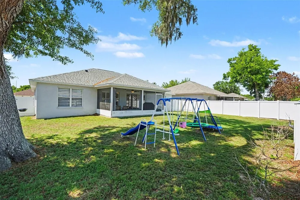 2333 TOWERING OAKS CIRCLE Seffner, FL 33584