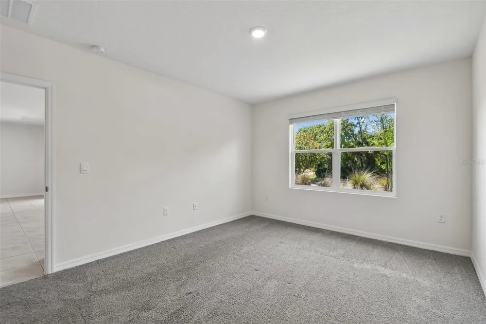 727 LAZIO CIRCLE Debary, FL 32713