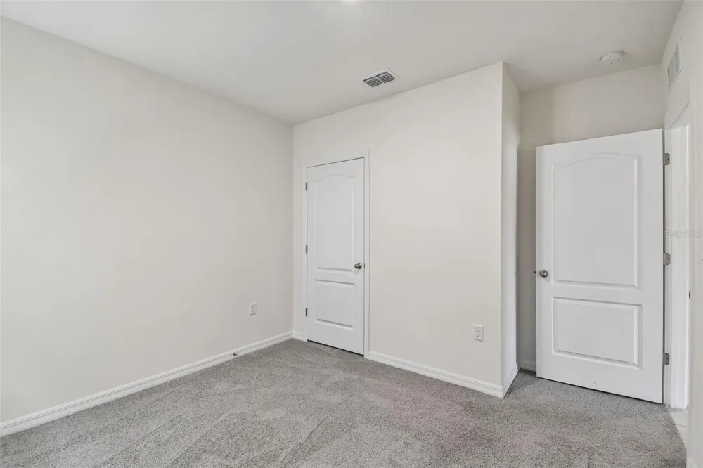 727 LAZIO CIRCLE Debary, FL 32713