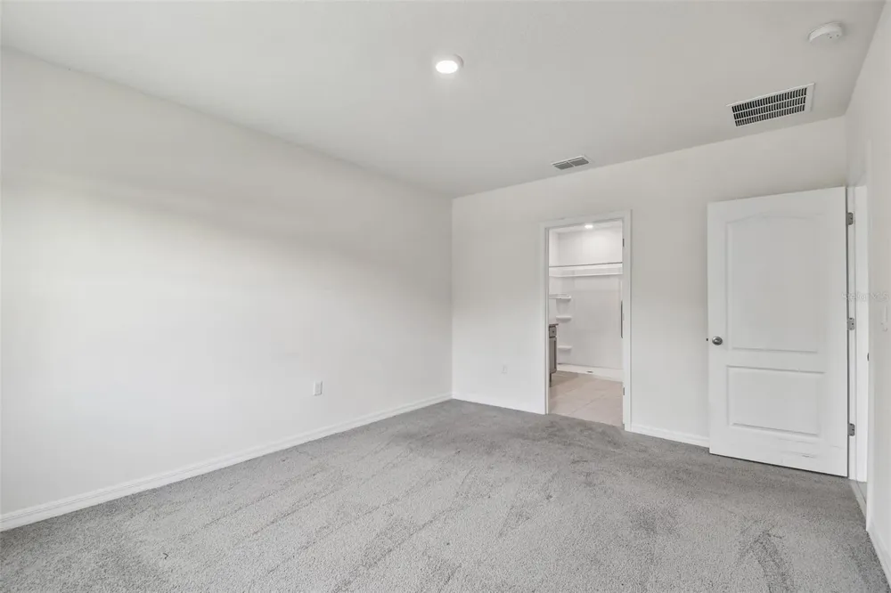 727 LAZIO CIRCLE Debary, FL 32713