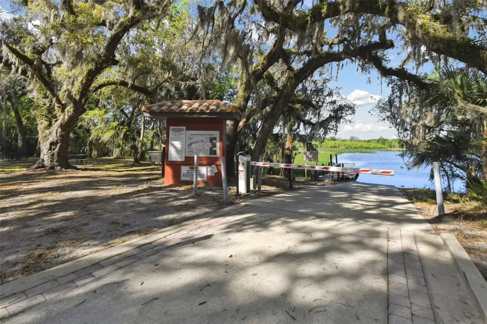 727 LAZIO CIRCLE Debary, FL 32713