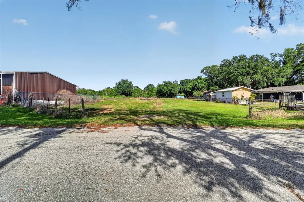 SHELL POINT ROAD Ruskin, FL 33570