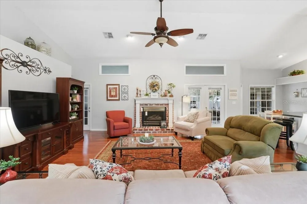 1620 YEOMANS PATH Lakeland, FL 33809