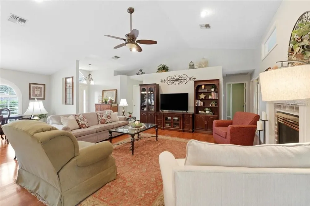 1620 YEOMANS PATH Lakeland, FL 33809
