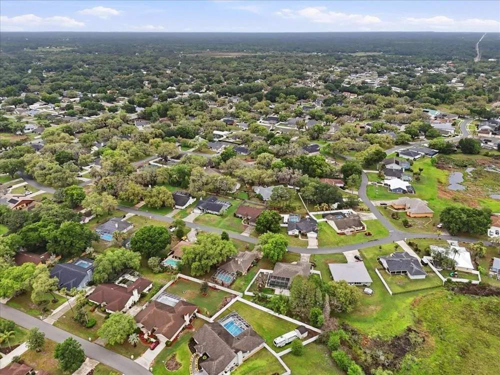 1620 YEOMANS PATH Lakeland, FL 33809