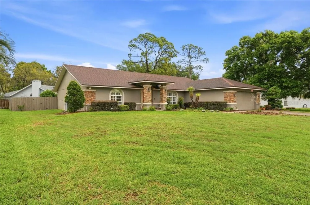 1620 YEOMANS PATH Lakeland, FL 33809