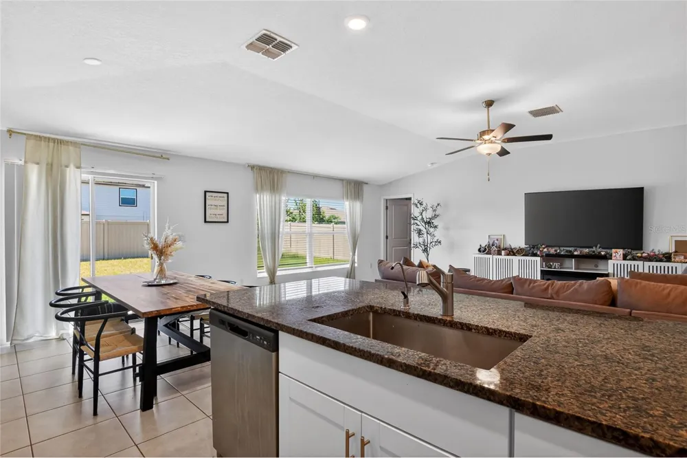 3603 NATURAL TRACE STREET Plant City, FL 33565