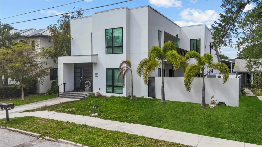 1755 7TH STREET Sarasota, FL 34236
