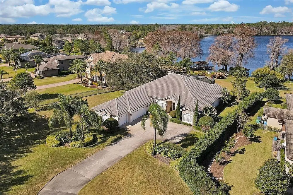 3308 LUKAS COVE Orlando, FL 32820
