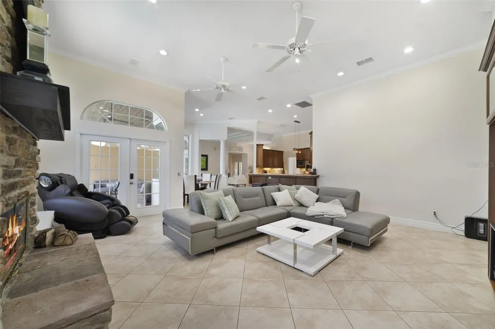 3308 LUKAS COVE Orlando, FL 32820