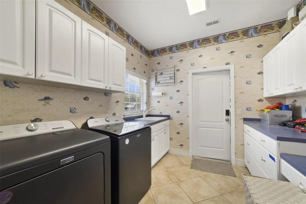 3308 LUKAS COVE Orlando, FL 32820