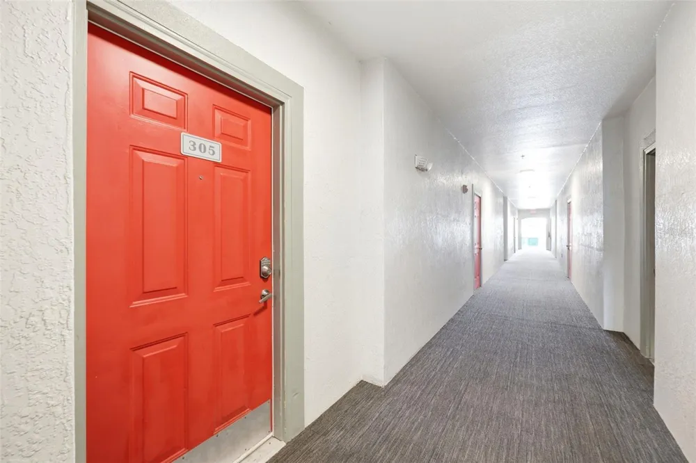 210 3RD STREET W #8305 Bradenton, FL 34205