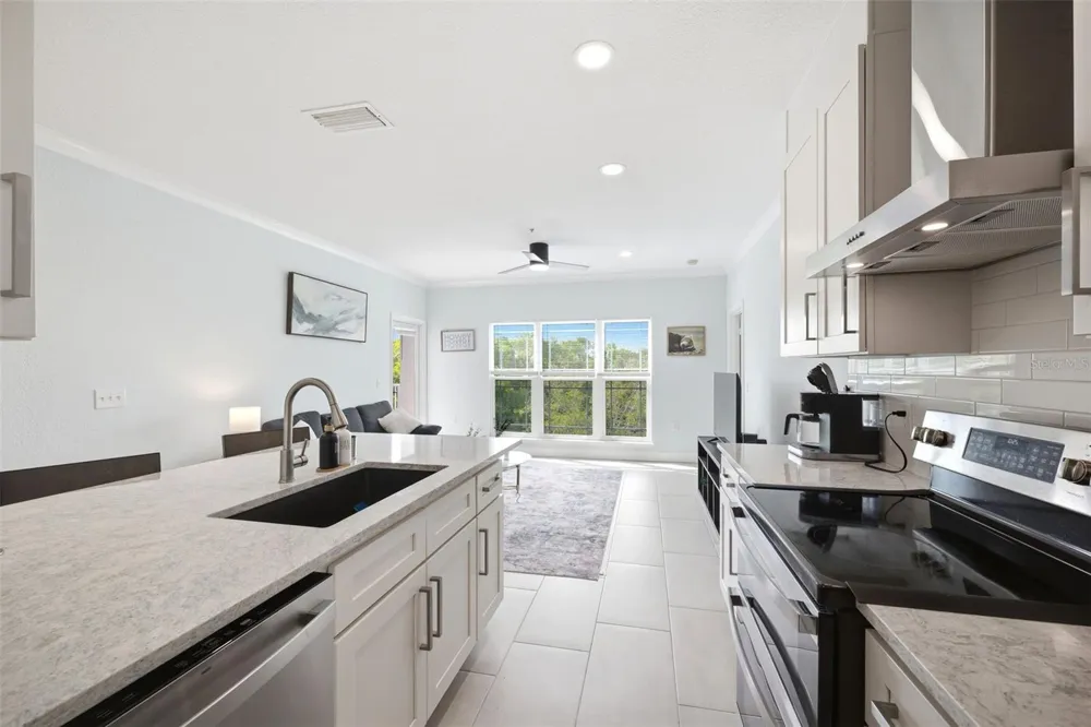 210 3RD STREET W #8305 Bradenton, FL 34205