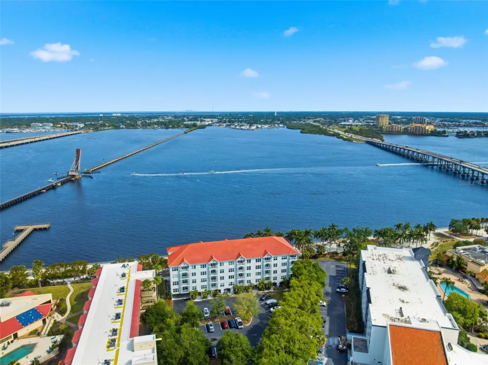 210 3RD STREET W #8305 Bradenton, FL 34205