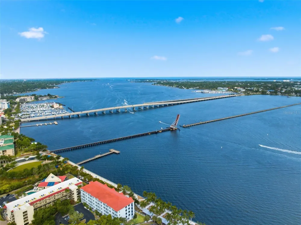 210 3RD STREET W #8305 Bradenton, FL 34205