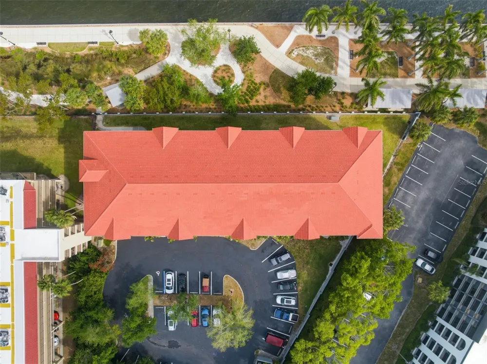 210 3RD STREET W #8305 Bradenton, FL 34205