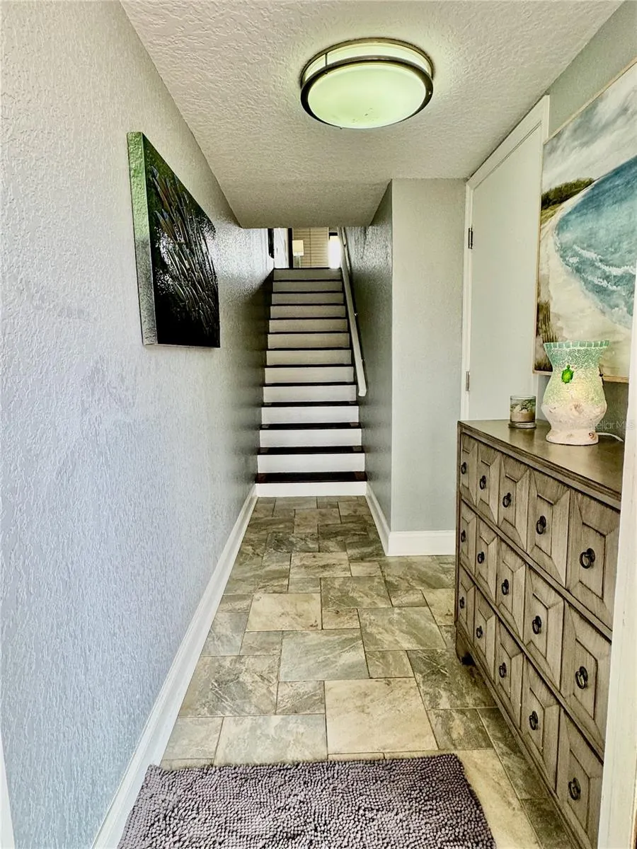 513 HAVEN POINT DRIVE Treasure Island, FL 33706