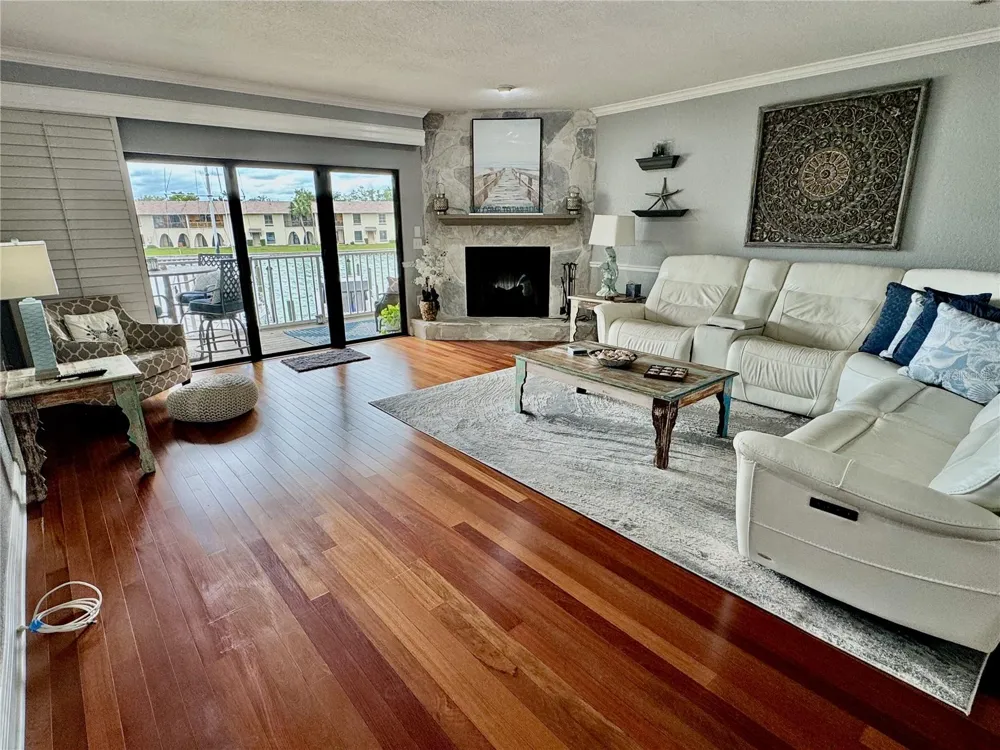 513 HAVEN POINT DRIVE Treasure Island, FL 33706