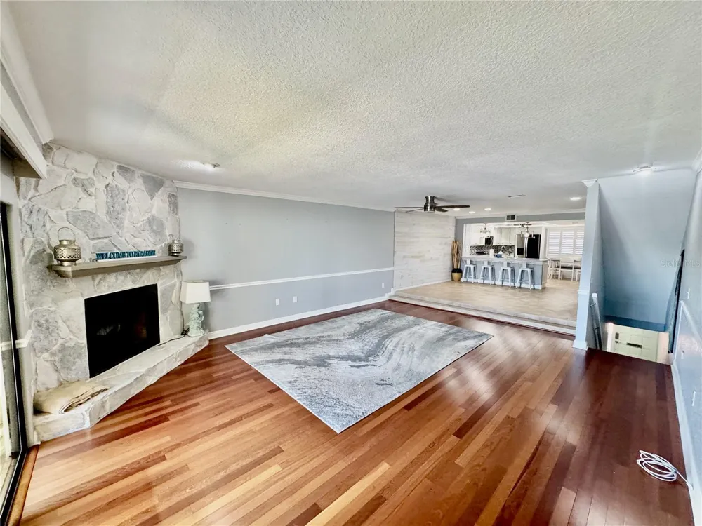513 HAVEN POINT DRIVE Treasure Island, FL 33706