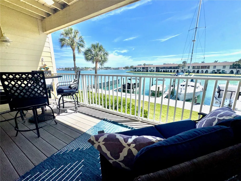 513 HAVEN POINT DRIVE Treasure Island, FL 33706