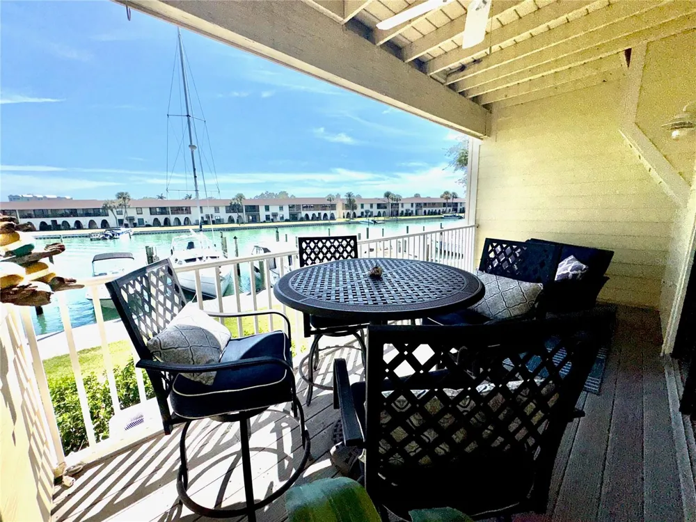 513 HAVEN POINT DRIVE Treasure Island, FL 33706