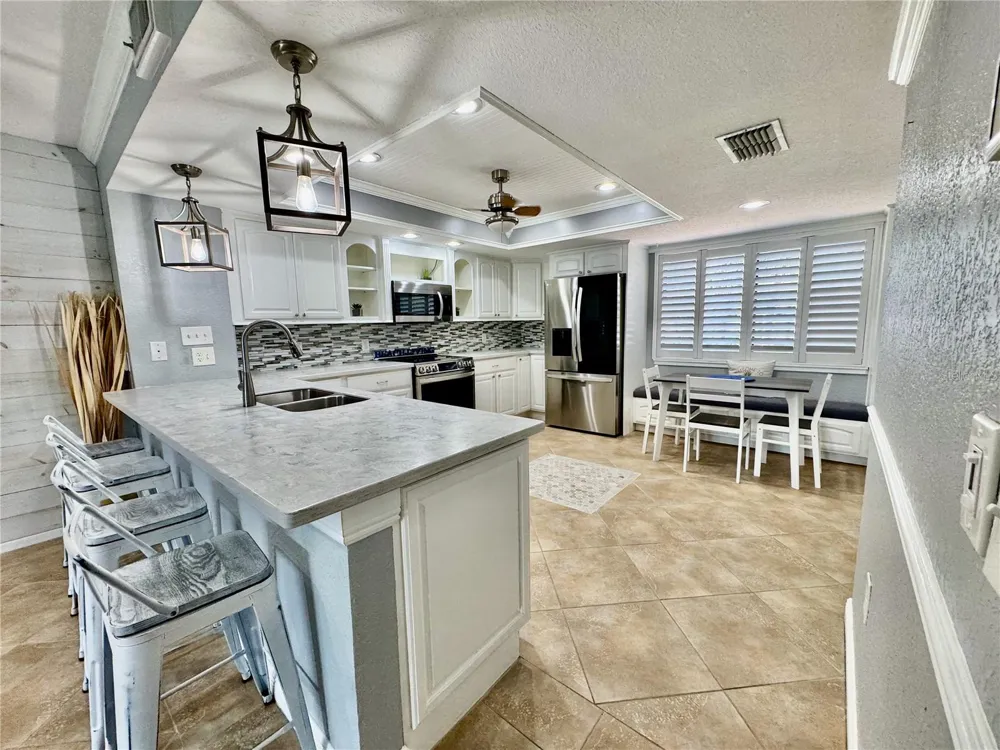 513 HAVEN POINT DRIVE Treasure Island, FL 33706