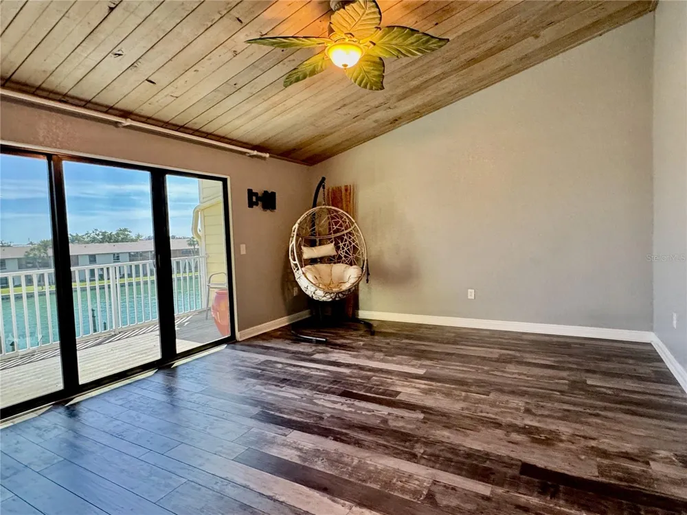 513 HAVEN POINT DRIVE Treasure Island, FL 33706