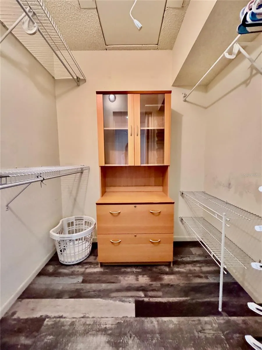 513 HAVEN POINT DRIVE Treasure Island, FL 33706