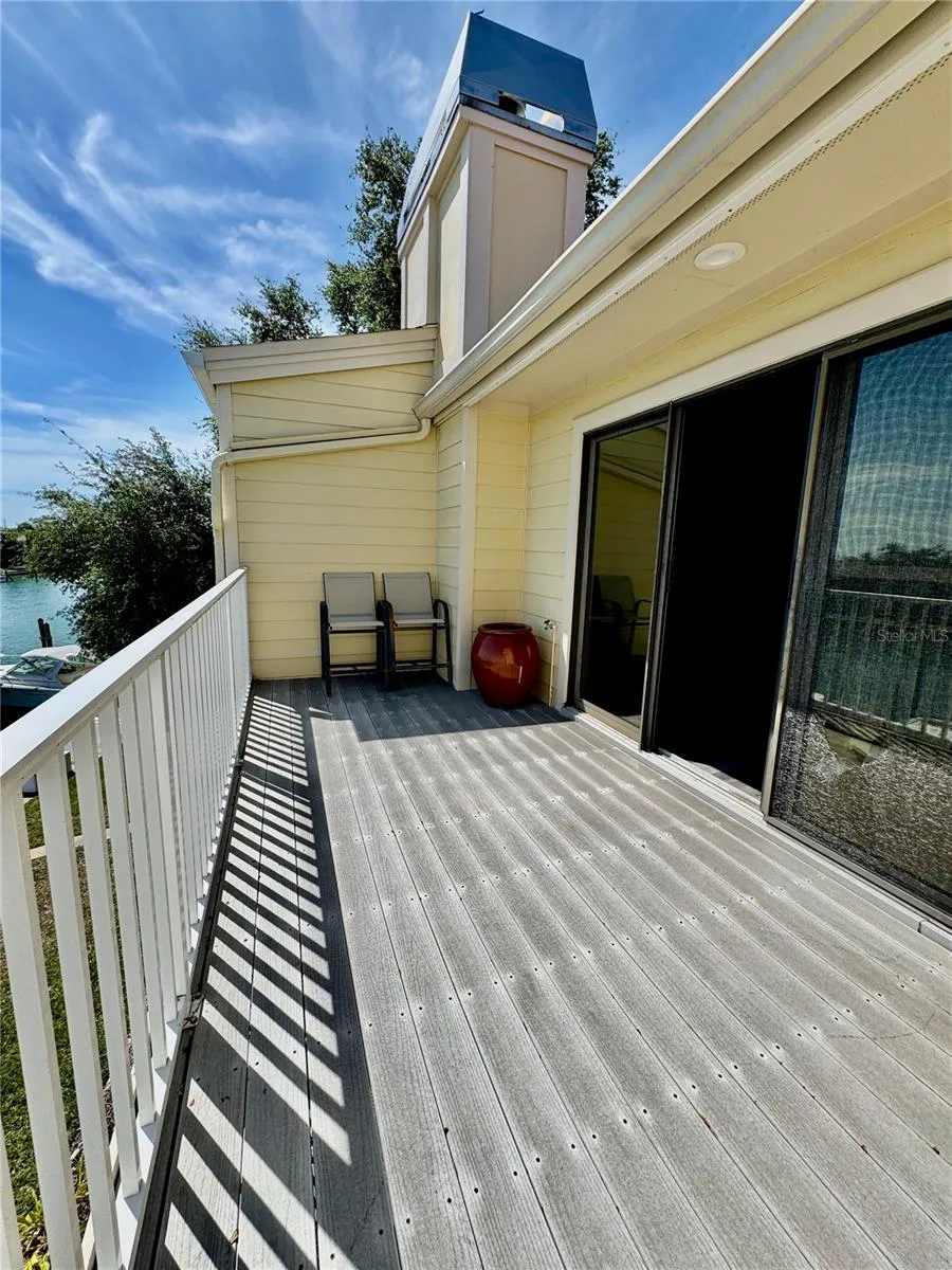 513 HAVEN POINT DRIVE Treasure Island, FL 33706