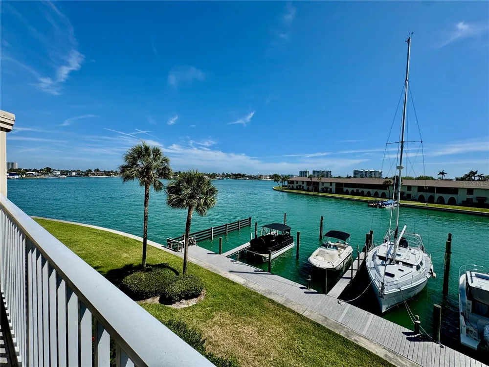 513 HAVEN POINT DRIVE Treasure Island, FL 33706