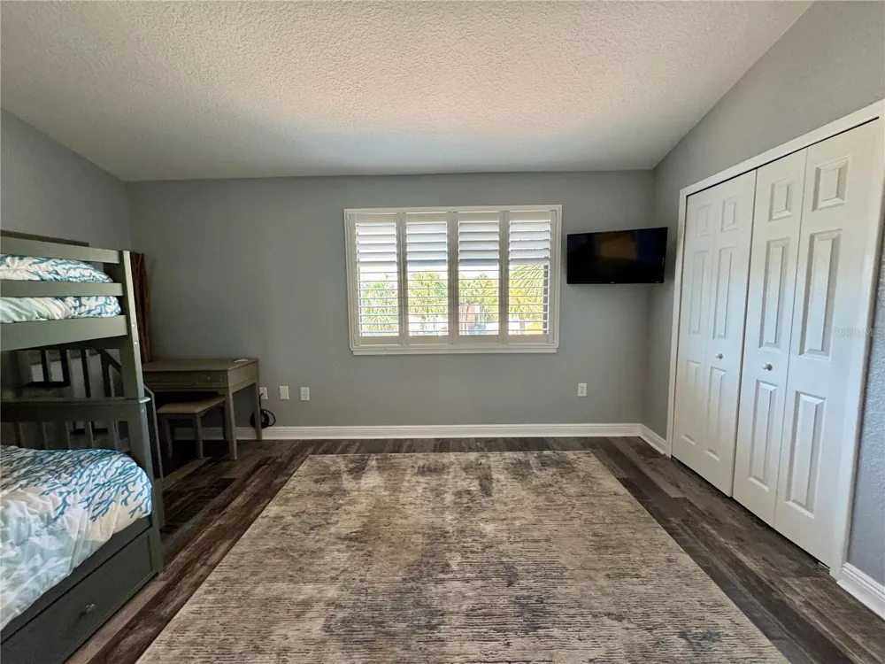 513 HAVEN POINT DRIVE Treasure Island, FL 33706
