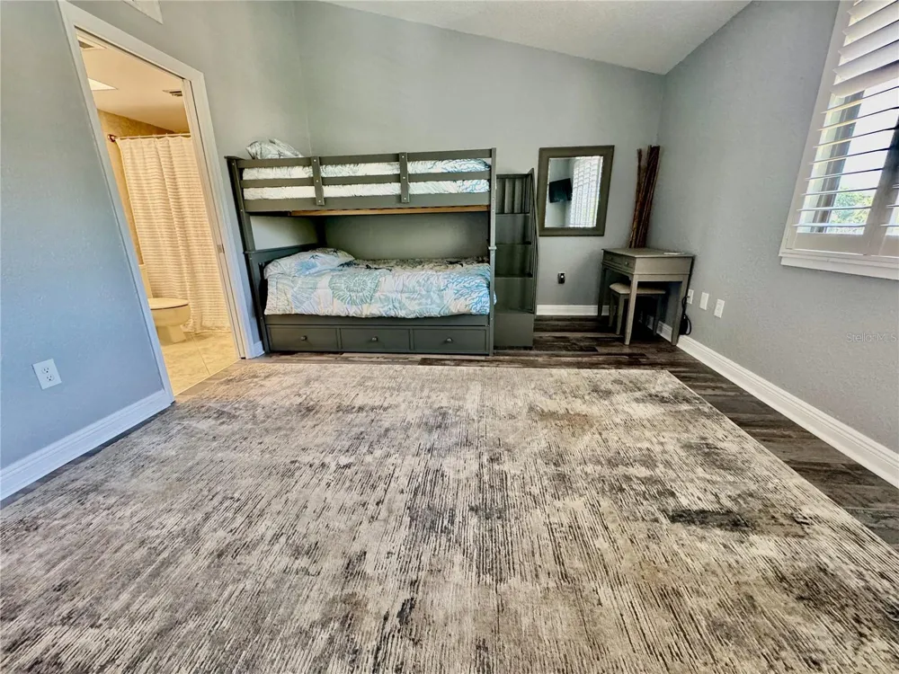 513 HAVEN POINT DRIVE Treasure Island, FL 33706