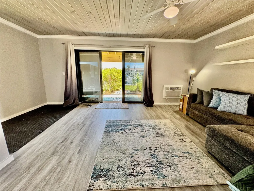 513 HAVEN POINT DRIVE Treasure Island, FL 33706
