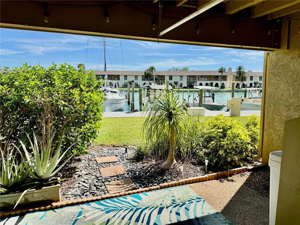 513 HAVEN POINT DRIVE Treasure Island, FL 33706